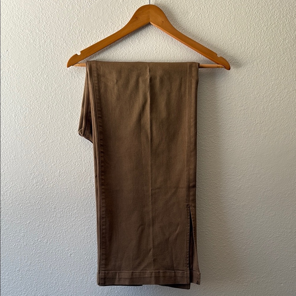 Brown Fashion Nova Jeans Size 9